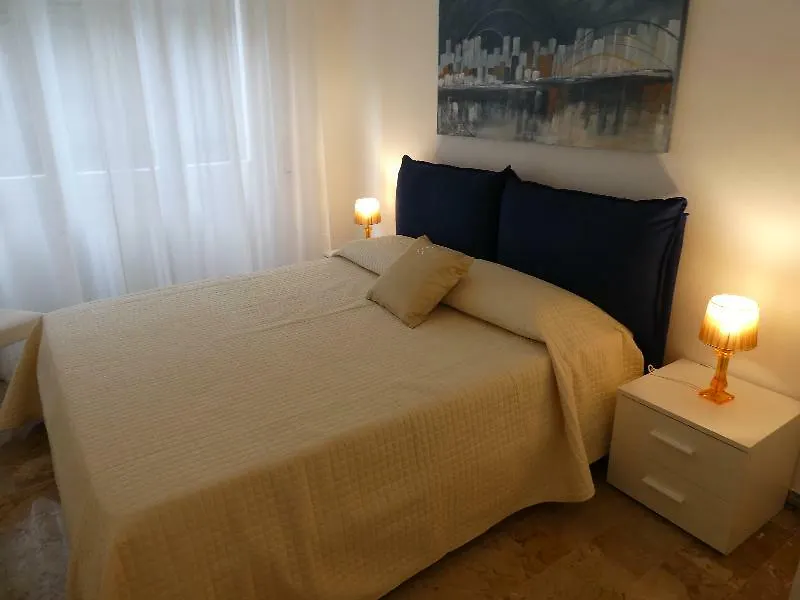 Hotel Villa Thomas Imperia